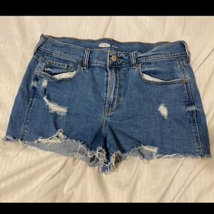 old navy size 8 medium wash mid rise boyfriend style shorts